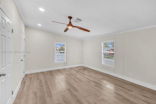 730 NW 217th Ter, Pembroke Pines, FL 33029
