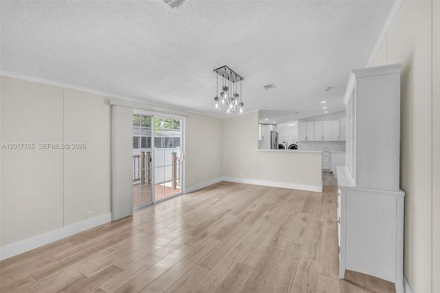 730 NW 217th Ter, Pembroke Pines, FL 33029