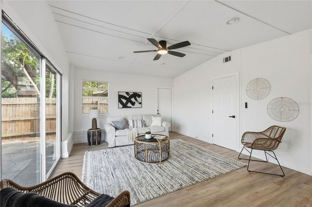 1912 BRUST AVENUE, Tampa, FL 33612