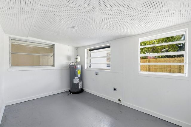 1912 BRUST AVENUE, Tampa, FL 33612