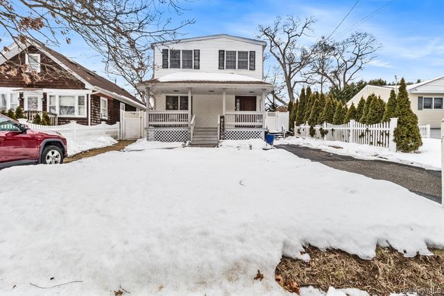 19 Midland Boulevard, Ronkonkoma, NY 11779