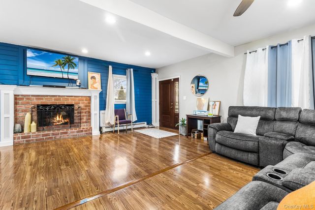 19 Midland Boulevard, Ronkonkoma, NY 11779