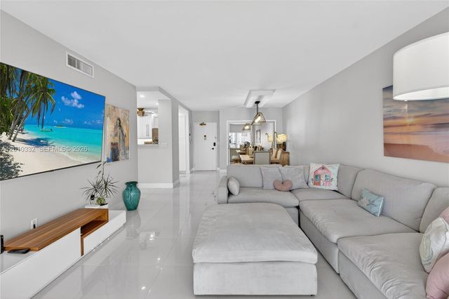 1985 S Ocean Dr 22H, Hallandale Beach, FL 33009