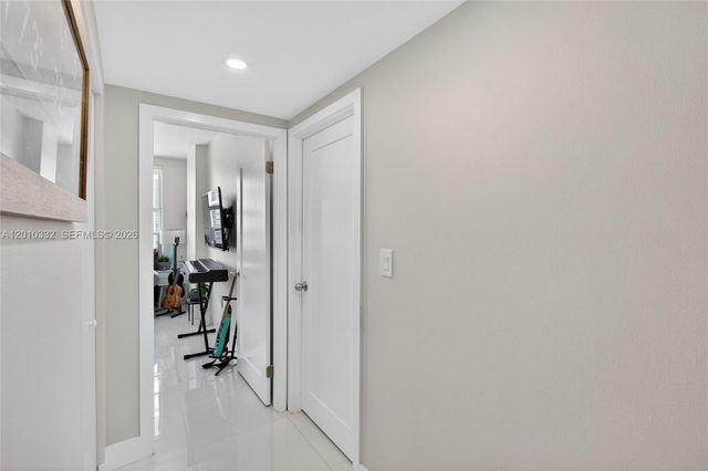 1985 S Ocean Dr 22H, Hallandale Beach, FL 33009