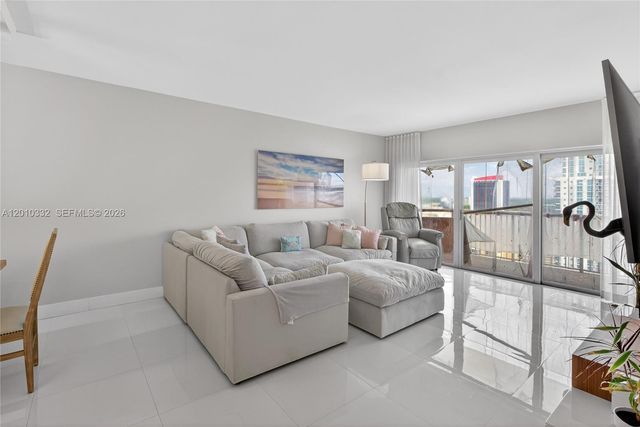 1985 S Ocean Dr 22H, Hallandale Beach, FL 33009