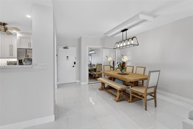 1985 S Ocean Dr 22H, Hallandale Beach, FL 33009