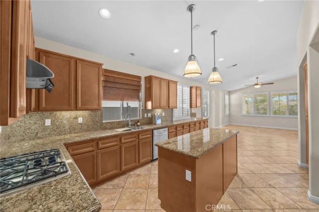 180 Salt Crk, Beaumont, CA 92223