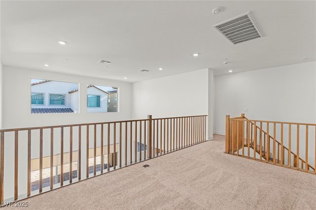 10851 Hanwicke Harbor Avenue, Las Vegas, NV 89166