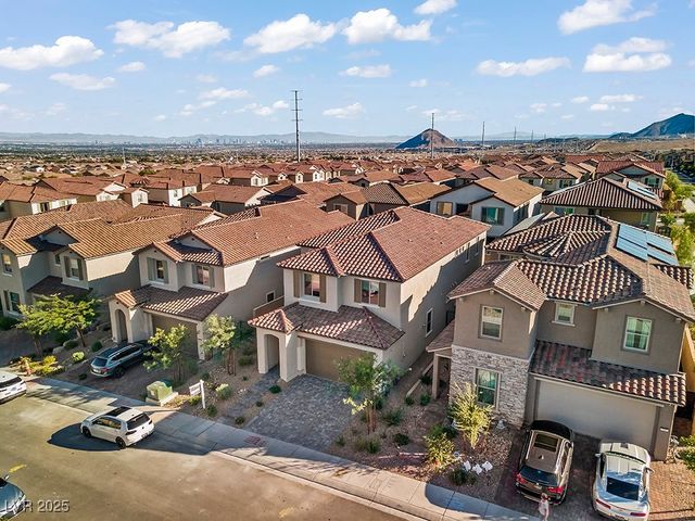 10851 Hanwicke Harbor Avenue, Las Vegas, NV 89166