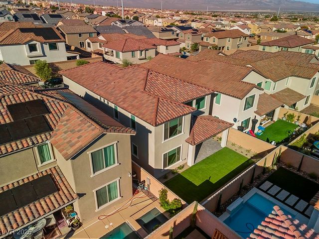 10851 Hanwicke Harbor Avenue, Las Vegas, NV 89166