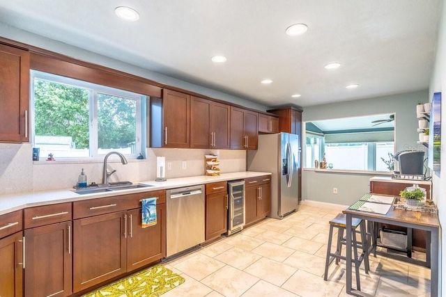 1319 SUMMERTREE COURT, Longwood, FL 32750