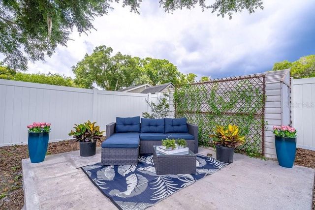1319 SUMMERTREE COURT, Longwood, FL 32750
