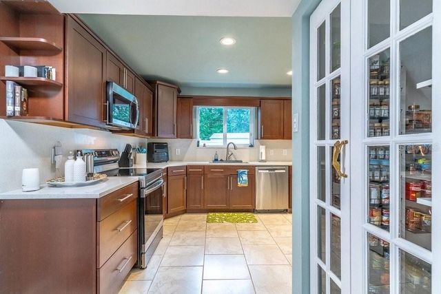 1319 SUMMERTREE COURT, Longwood, FL 32750
