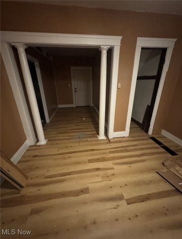 12406 Kinsman Road, Cleveland, OH 44120