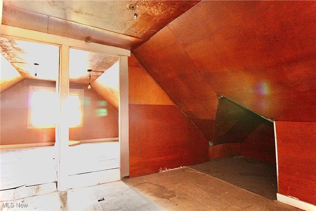 12406 Kinsman Road, Cleveland, OH 44120