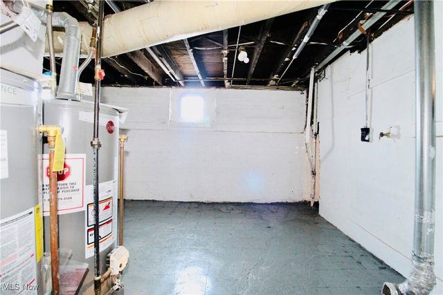 12406 Kinsman Road, Cleveland, OH 44120