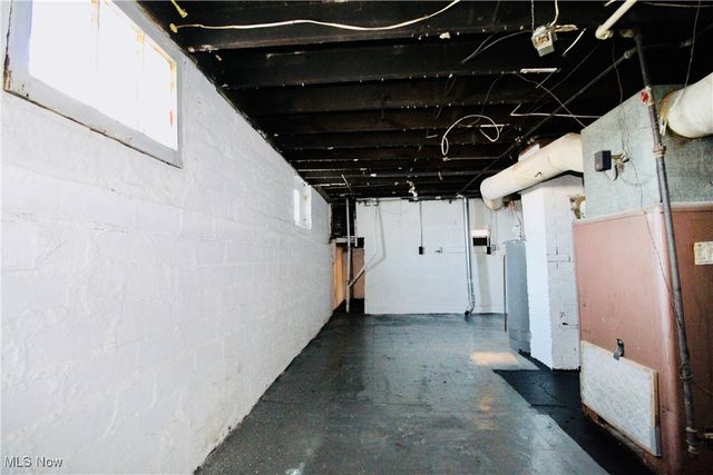 12406 Kinsman Road, Cleveland, OH 44120