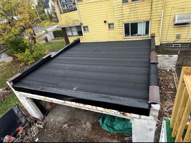 12406 Kinsman Road, Cleveland, OH 44120