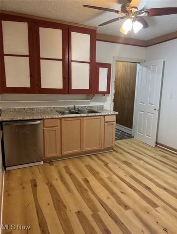 12406 Kinsman Road, Cleveland, OH 44120