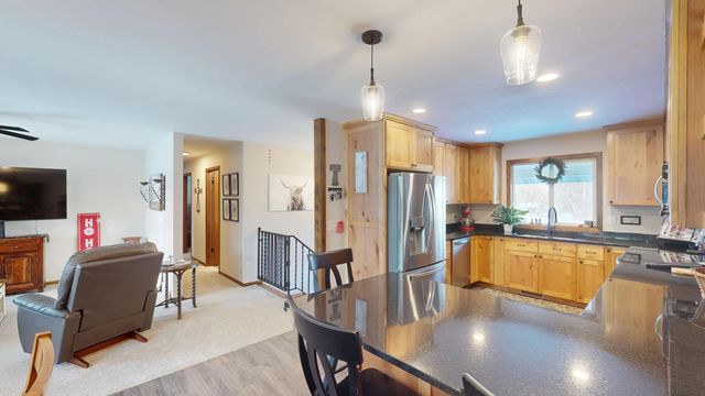 2025 Edgewood Drive, Owatonna, MN 55060