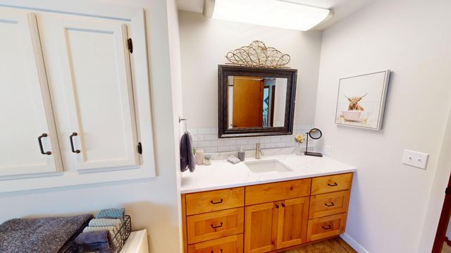 2025 Edgewood Drive, Owatonna, MN 55060