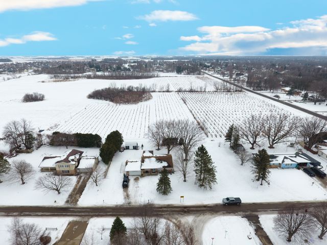 2025 Edgewood Drive, Owatonna, MN 55060