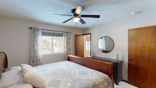 2025 Edgewood Drive, Owatonna, MN 55060