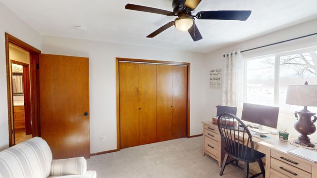 2025 Edgewood Drive, Owatonna, MN 55060