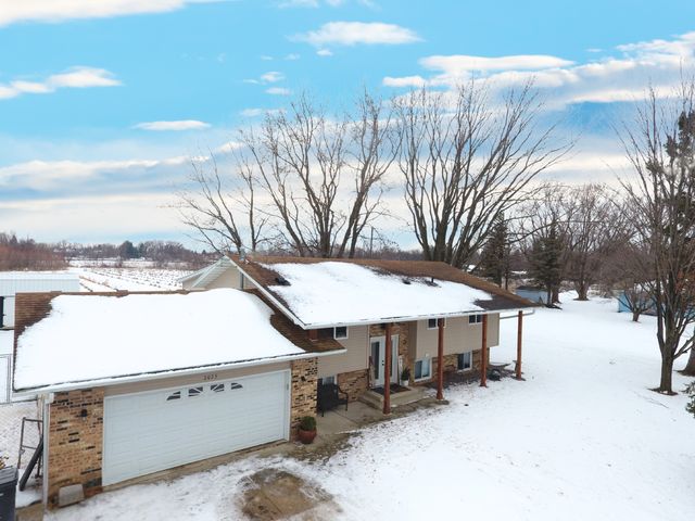 2025 Edgewood Drive, Owatonna, MN 55060