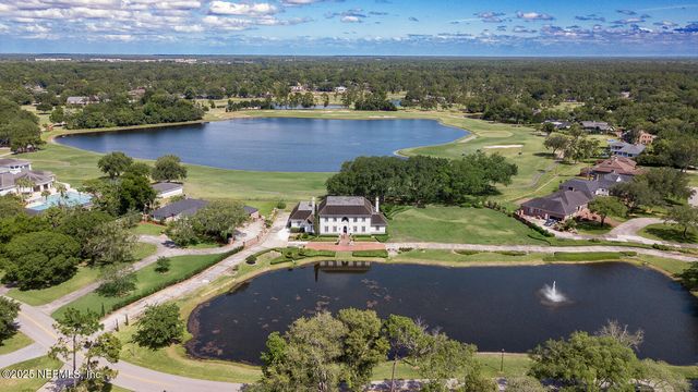 7987 HOLLYRIDGE Road, Jacksonville, FL 32256