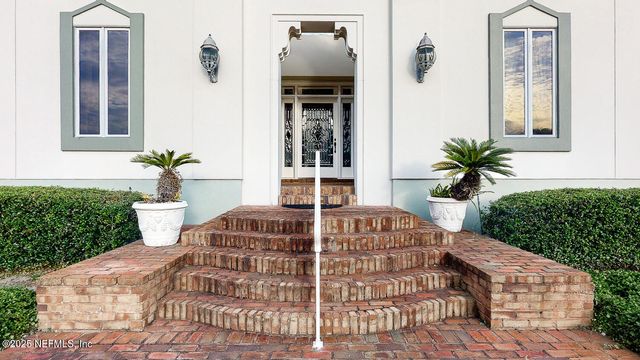 7987 HOLLYRIDGE Road, Jacksonville, FL 32256