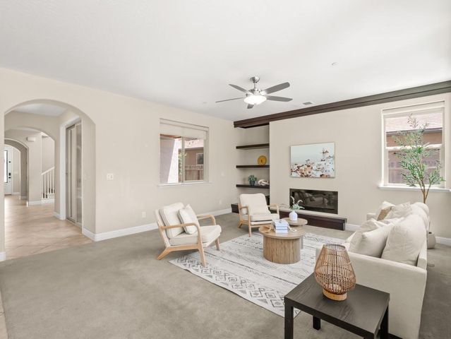 1229 E Via Roma Drive, Fresno, CA 93730