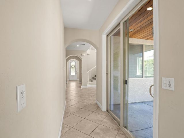 1229 E Via Roma Drive, Fresno, CA 93730