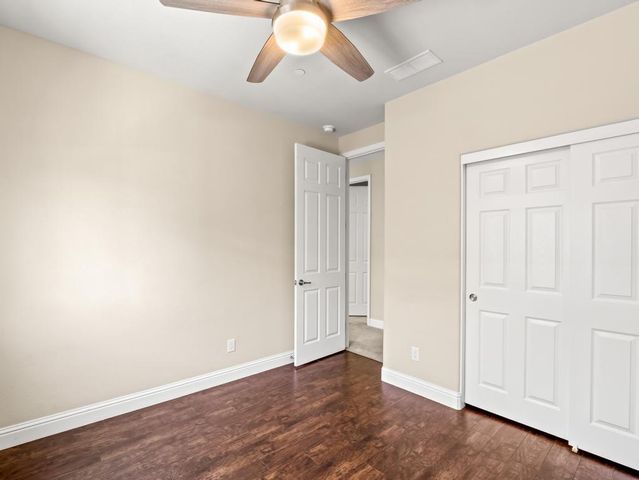 1229 E Via Roma Drive, Fresno, CA 93730