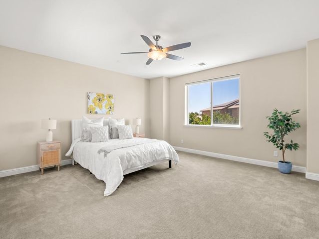 1229 E Via Roma Drive, Fresno, CA 93730