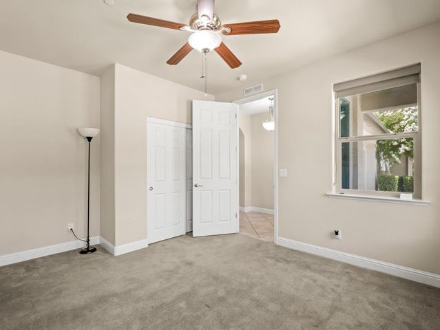 1229 E Via Roma Drive, Fresno, CA 93730