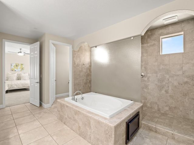 1229 E Via Roma Drive, Fresno, CA 93730