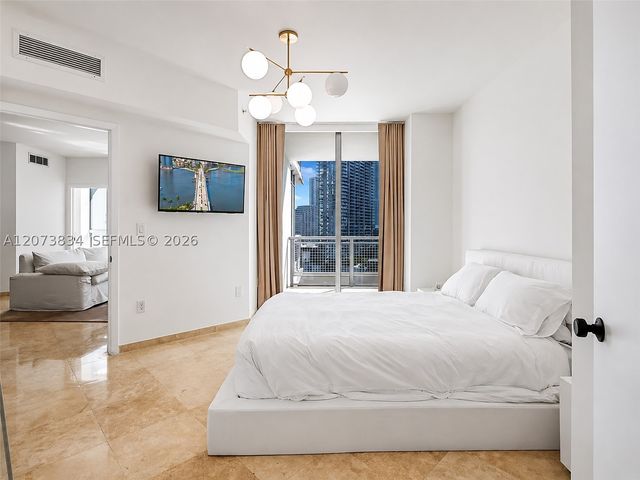 350 S Miami Ave 2304, Miami, FL 33130