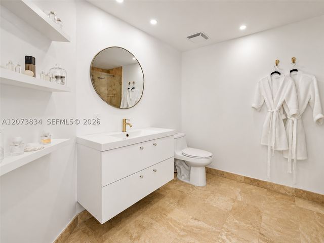 350 S Miami Ave 2304, Miami, FL 33130