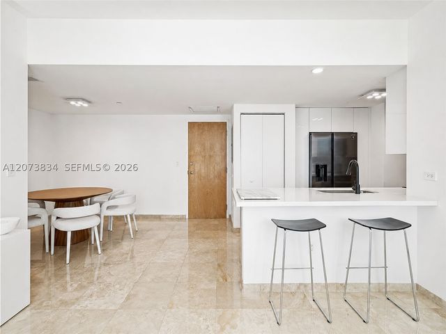 350 S Miami Ave 2304, Miami, FL 33130