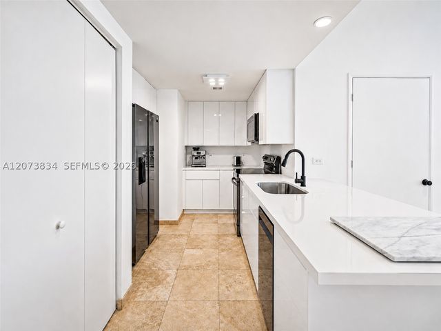 350 S Miami Ave 2304, Miami, FL 33130