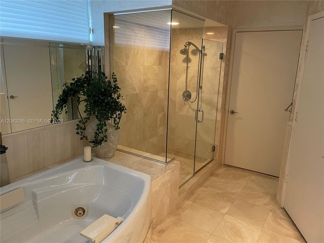 17555 Collins Avenue 1906, Sunny Isles Beach, FL 33160