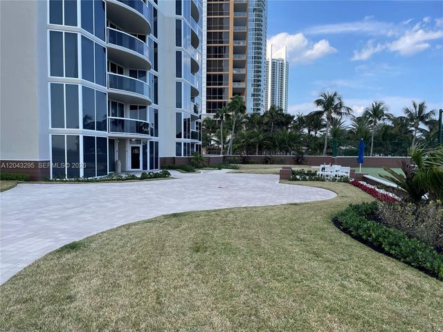 17555 Collins Avenue 1906, Sunny Isles Beach, FL 33160