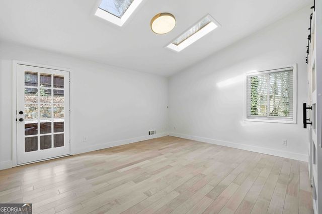 1583 Nantahalla Drive NE, Atlanta, GA 30329