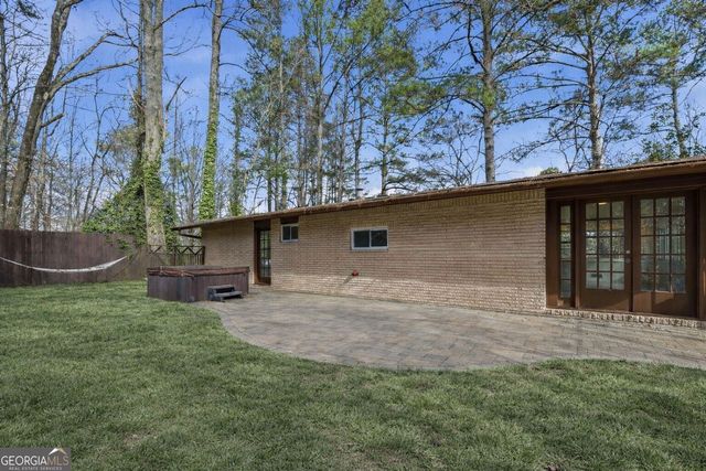 1583 Nantahalla Drive NE, Atlanta, GA 30329