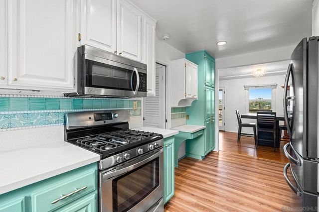 4413 Upland St, La Mesa, CA 91941