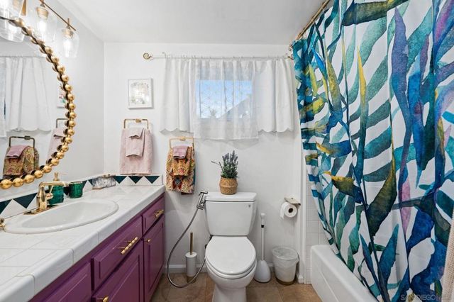 4413 Upland St, La Mesa, CA 91941