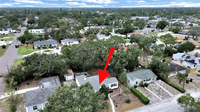 235 38TH STREET S, St Petersburg, FL 33711