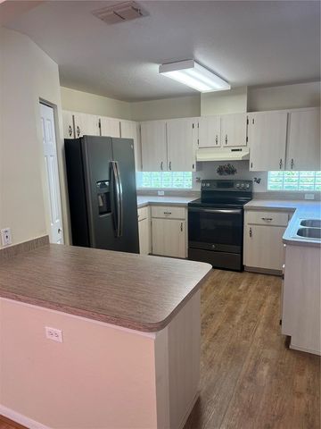 6847 SW 114TH STREET ROAD, Ocala, FL 34476