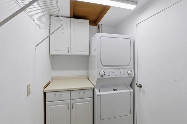 195 CAPTAINS COURT, Winneconne, WI 54986